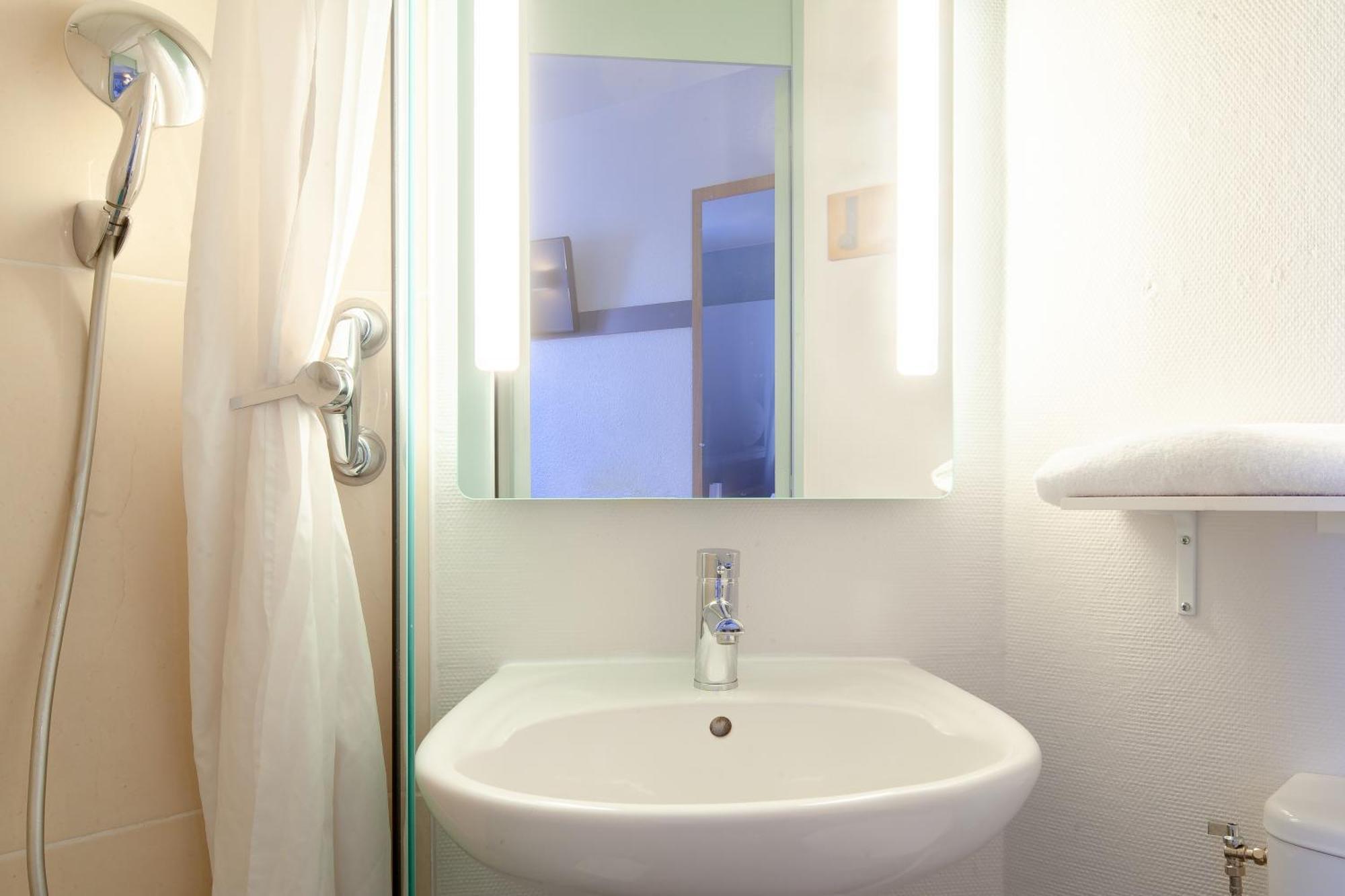 B&B Hotel Maurepas 외부 사진