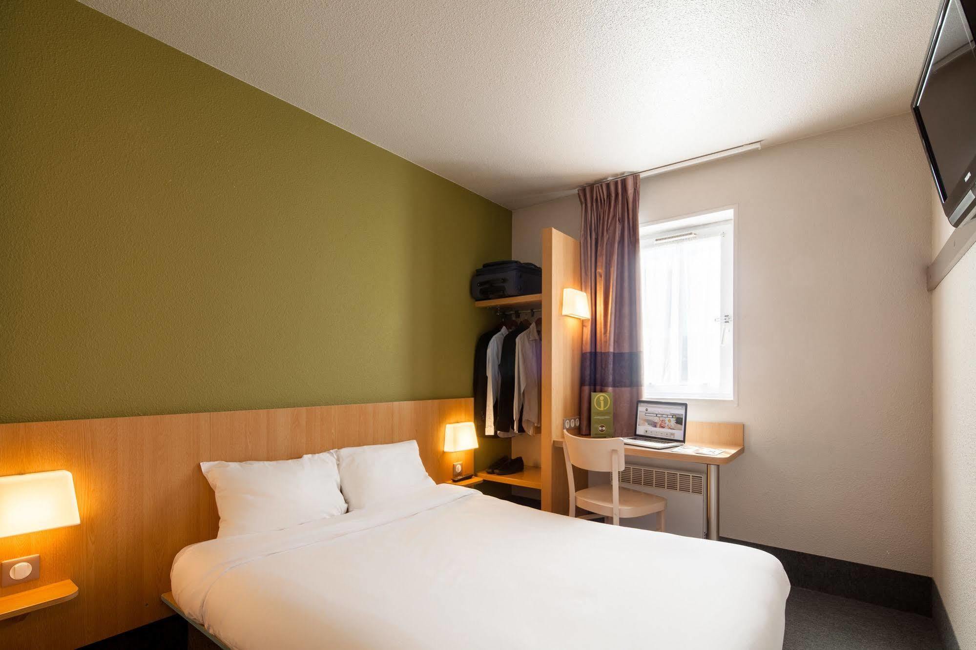 B&B Hotel Maurepas 외부 사진